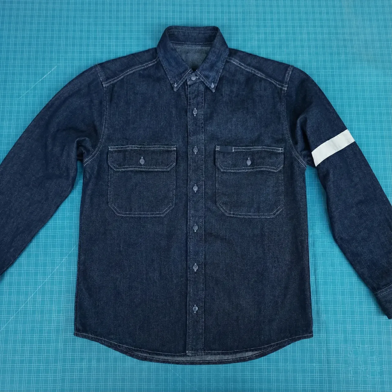 Camisa con doble bolsillo